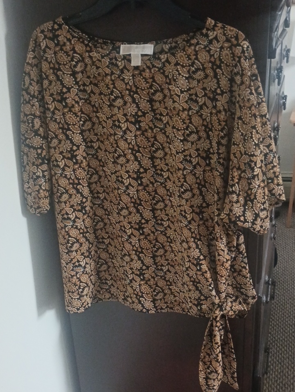 Michael Kors Size M ..Black & Tan Paisley Tie-Hem Women's Top